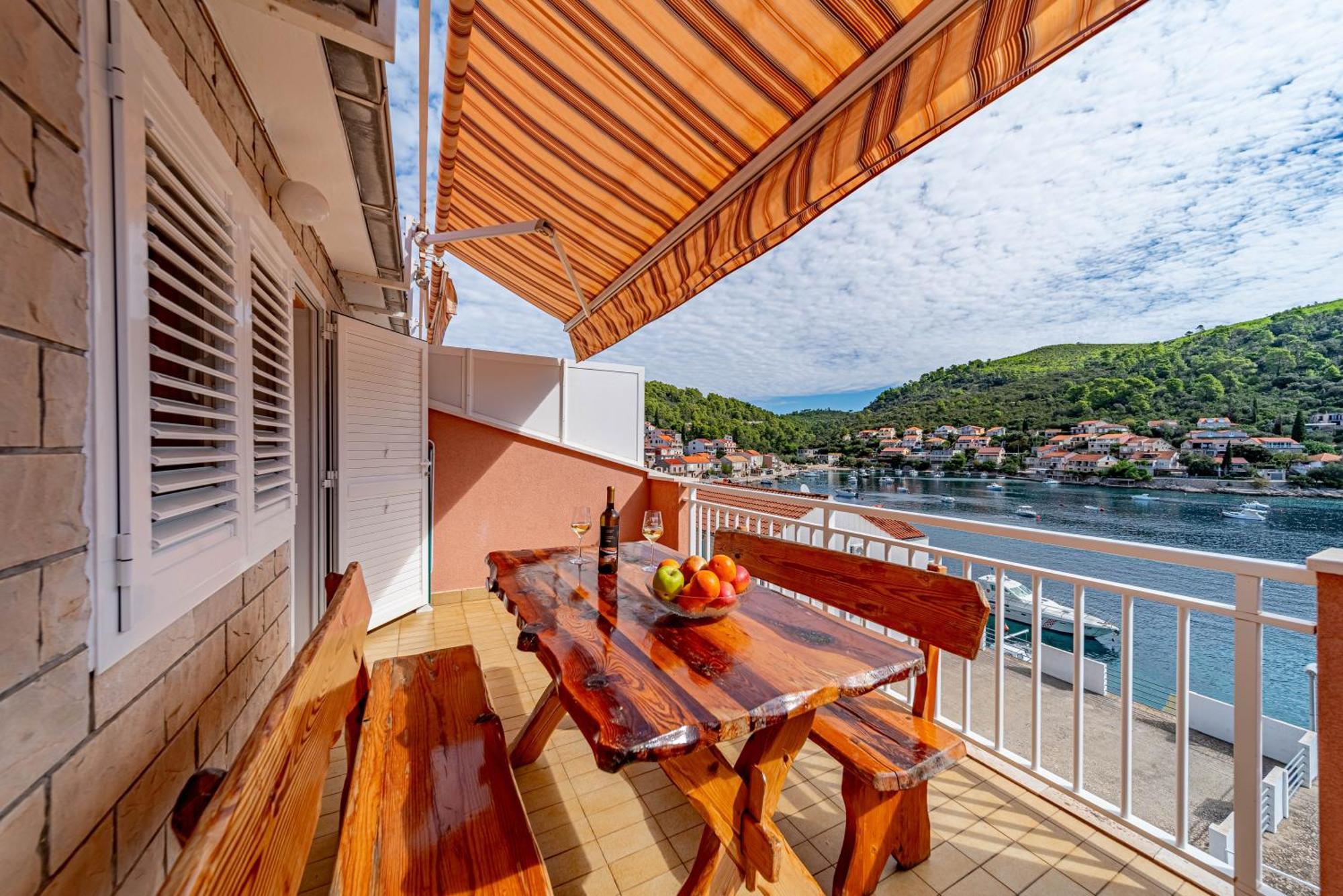Apartments Kuzma Smokvica  Εξωτερικό φωτογραφία